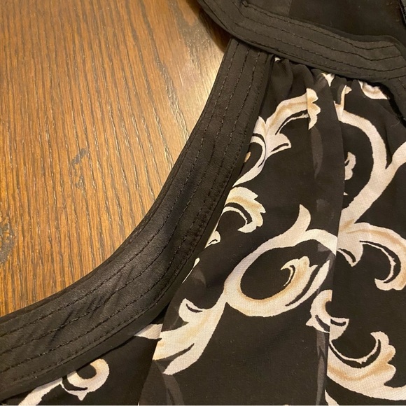 White House Black Market Black Tan Ruffled Tank Top Size Medium - Picture 4 of 9